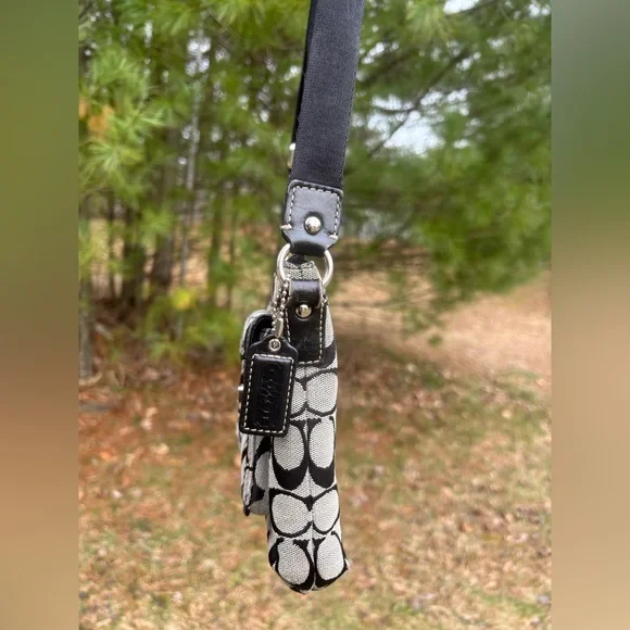 Coach Signature Pocket Swingpack Crossbody Bag - Picture 12 of 17